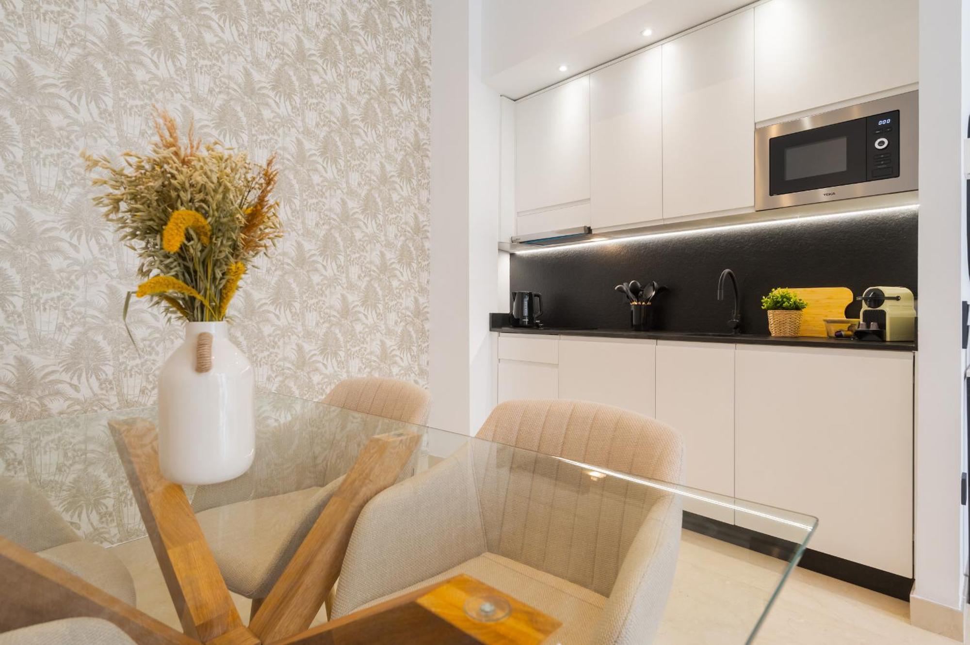 New Design Apartment - Private Patio - Gallos 2 Sevilla Exteriör bild